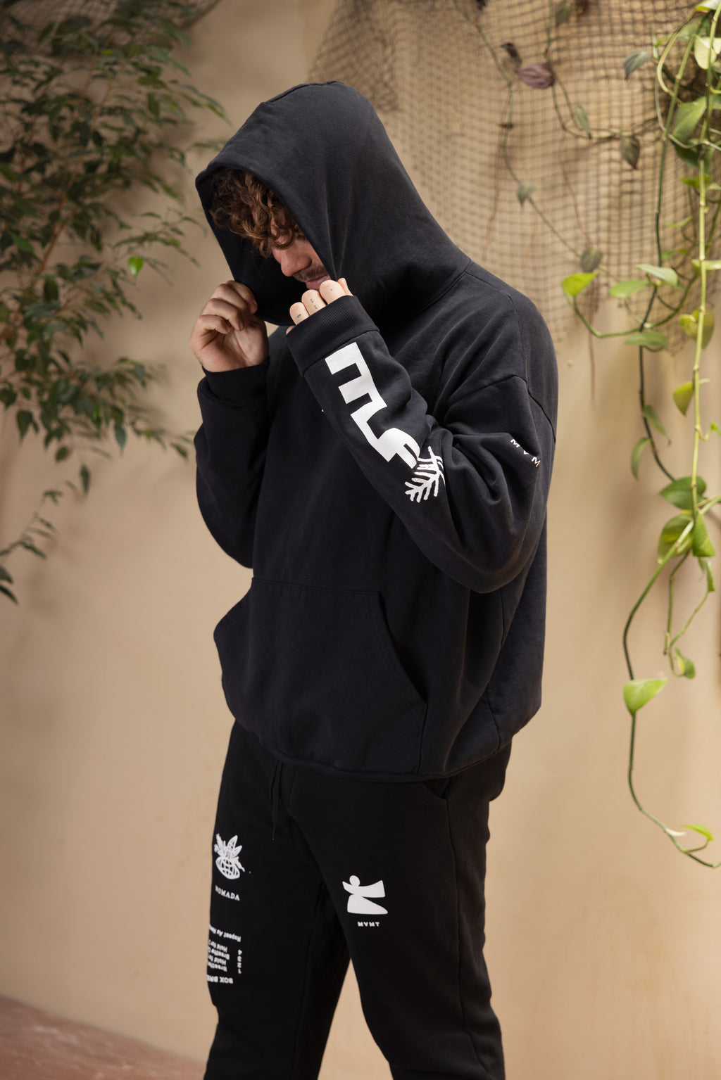 NOMADA mvmt sweatshirt