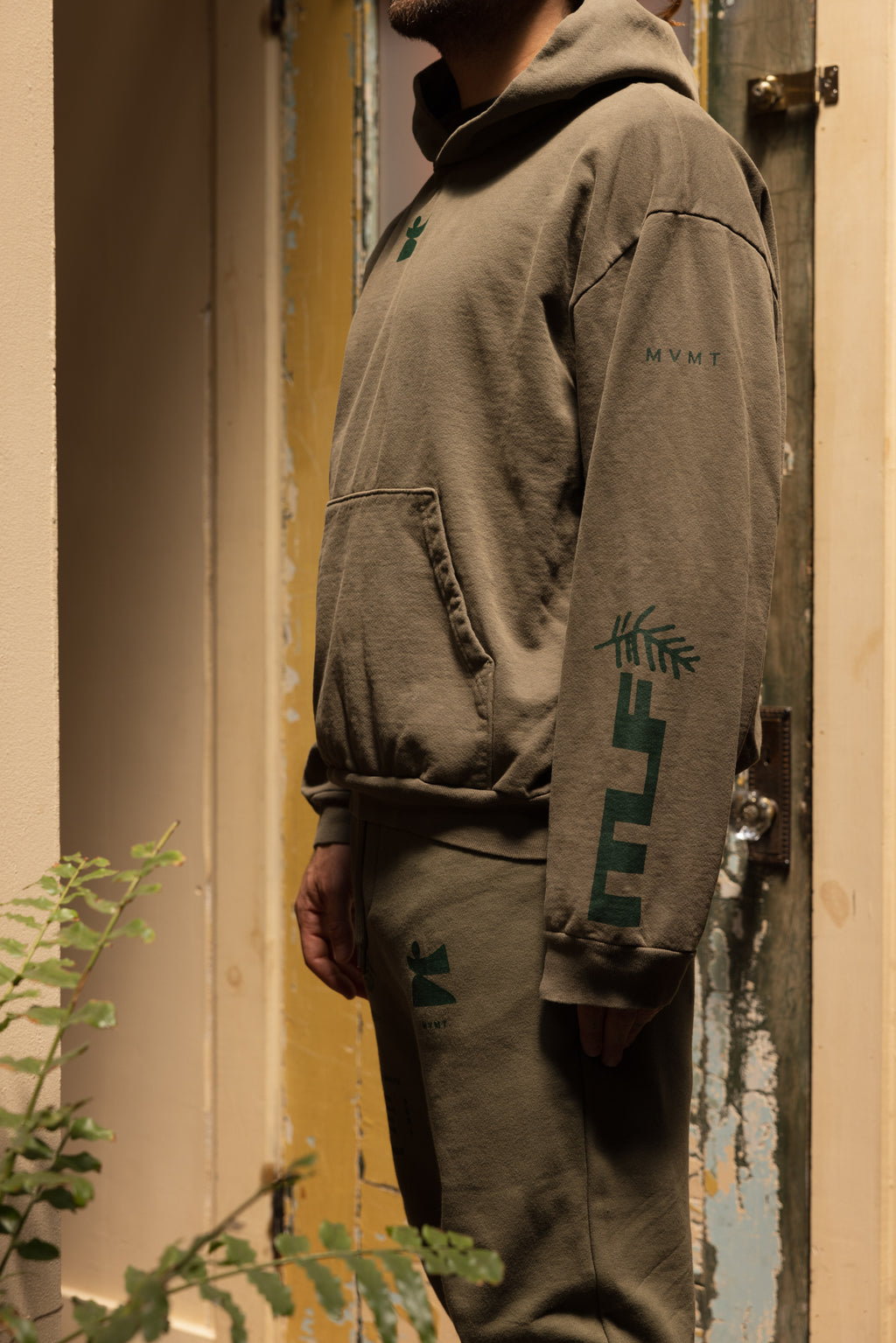 NOMADA mvmt sweatshirt