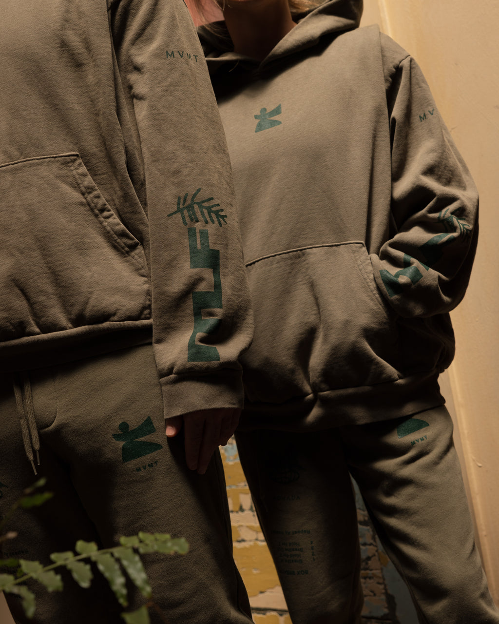 NOMADA mvmt sweatshirt