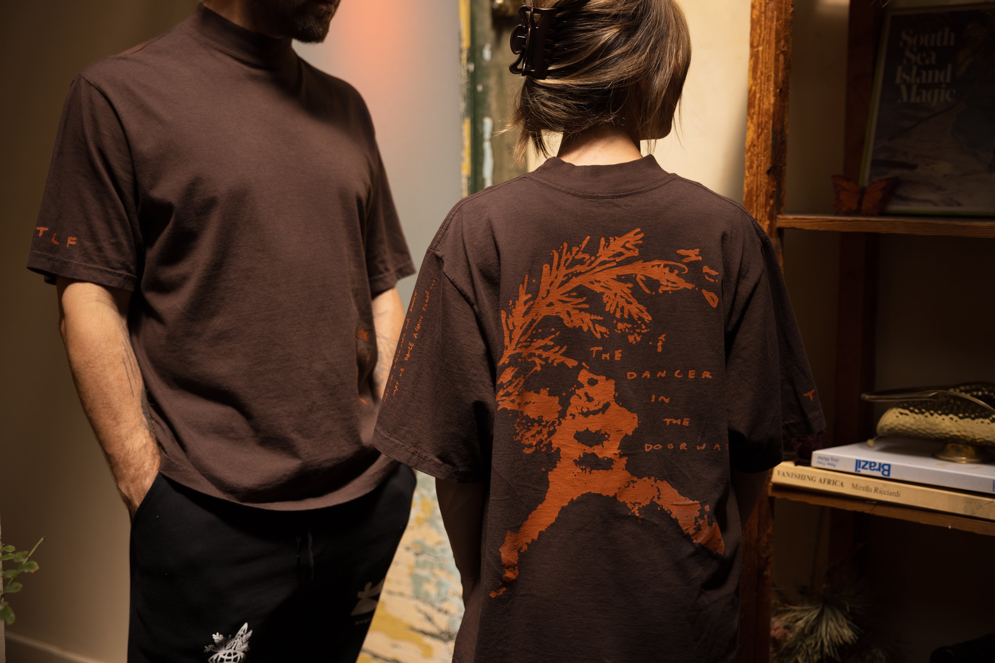 ITLF - 'Dancer In The Doorway' t