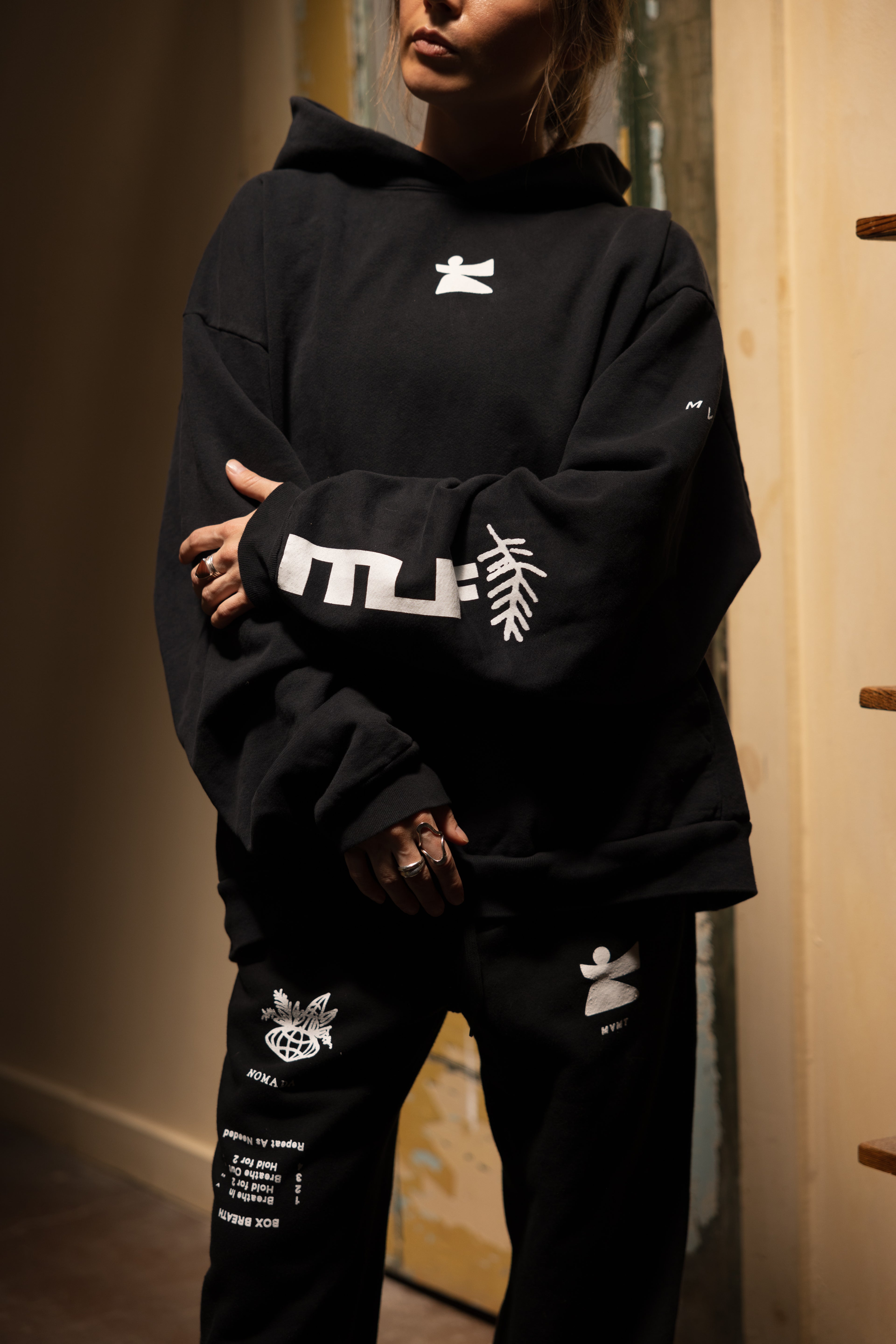 NOMADA mvmt sweatshirt