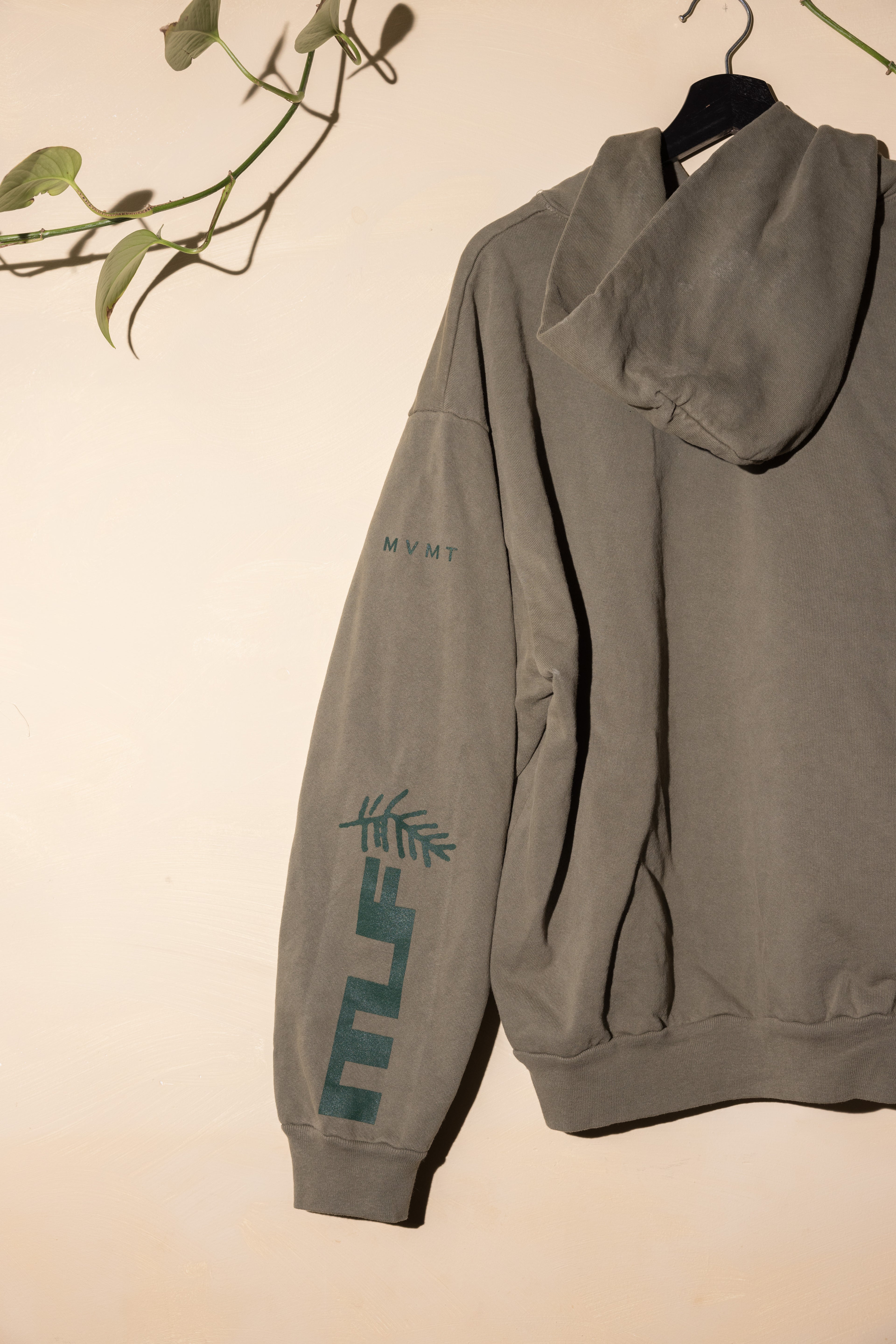 NOMADA mvmt sweatshirt