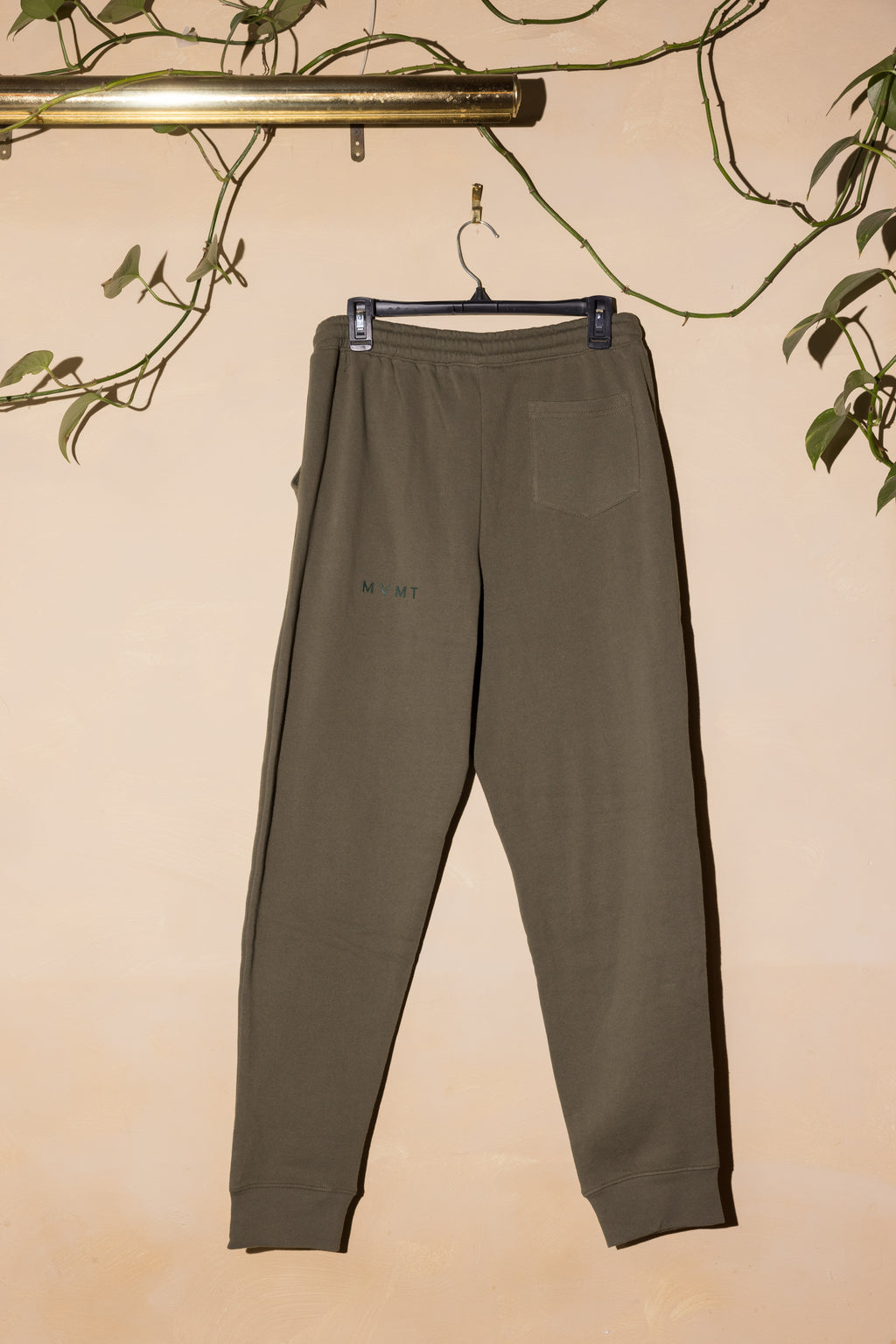 NOMADA mvmt joggers